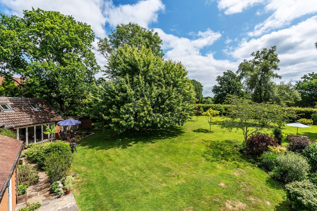 Additional image 27 of 4 bed country house for saleItchingwood Common Road, Limpsfield, Oxted, Surrey RH8