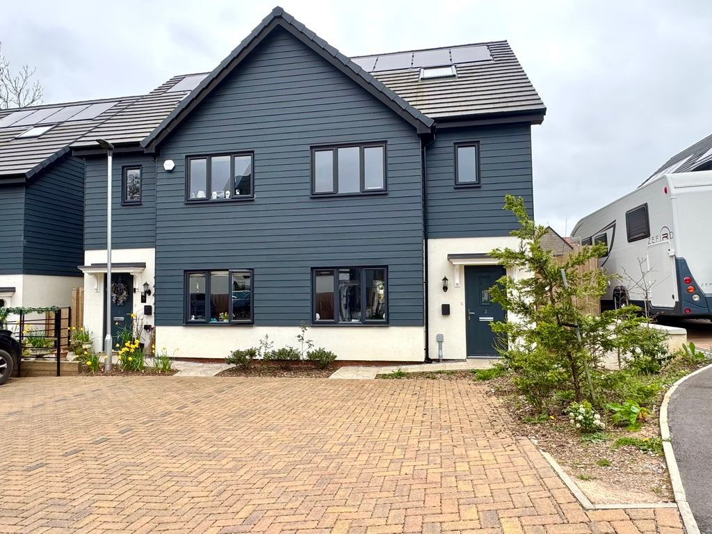 Property photo 1 of 18 Photo 18