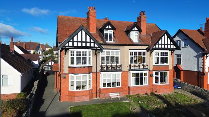 Property photo 2 of 40 Photo 1