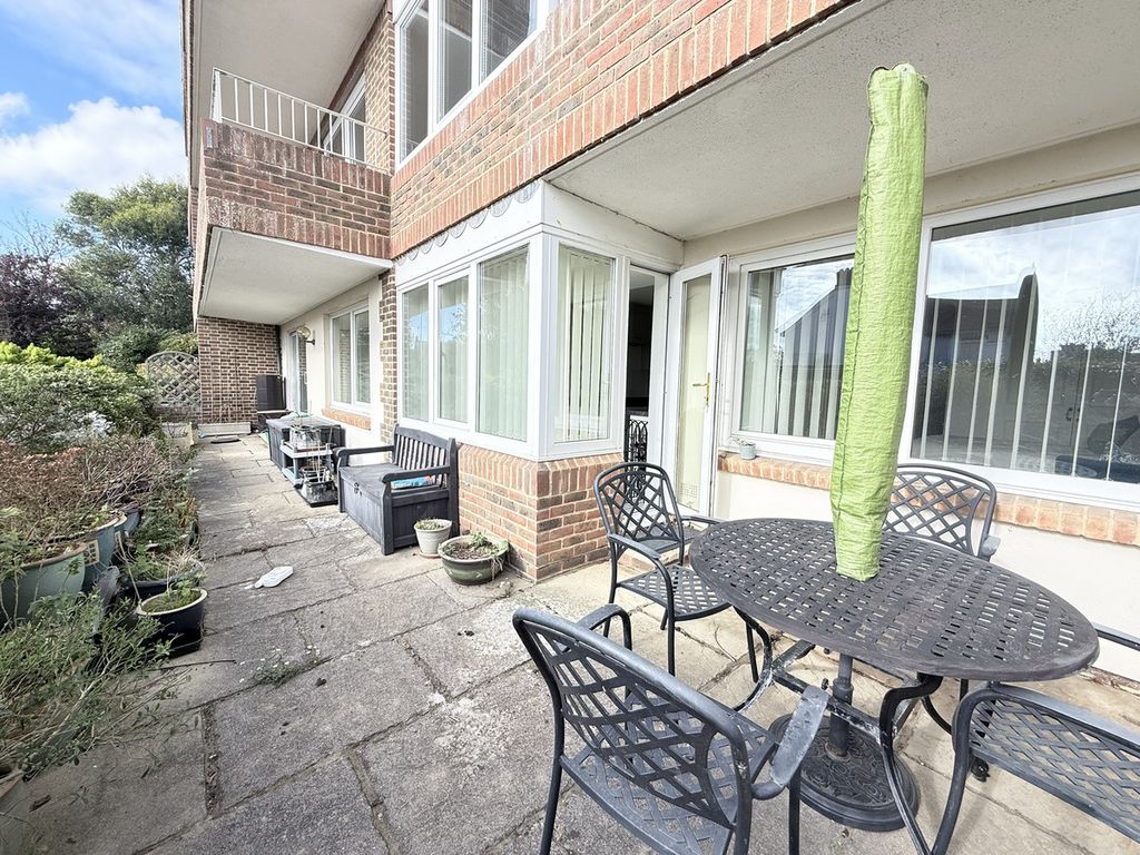 Property photo 2 of 23