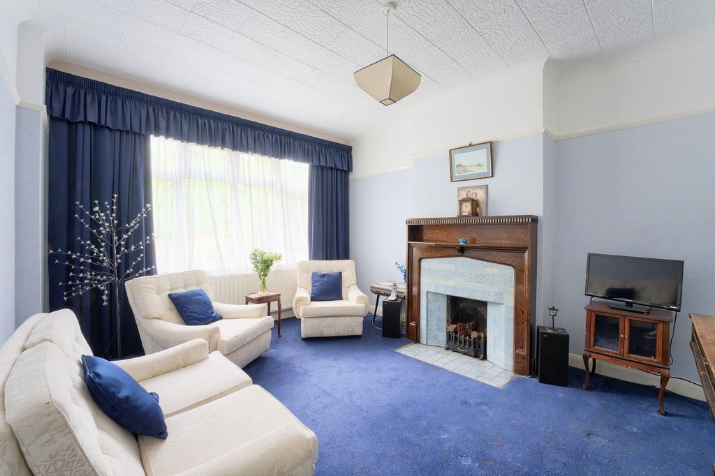 Property photo 2 of 13 Reception Room