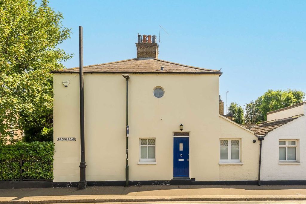 Property photo 1 of 6