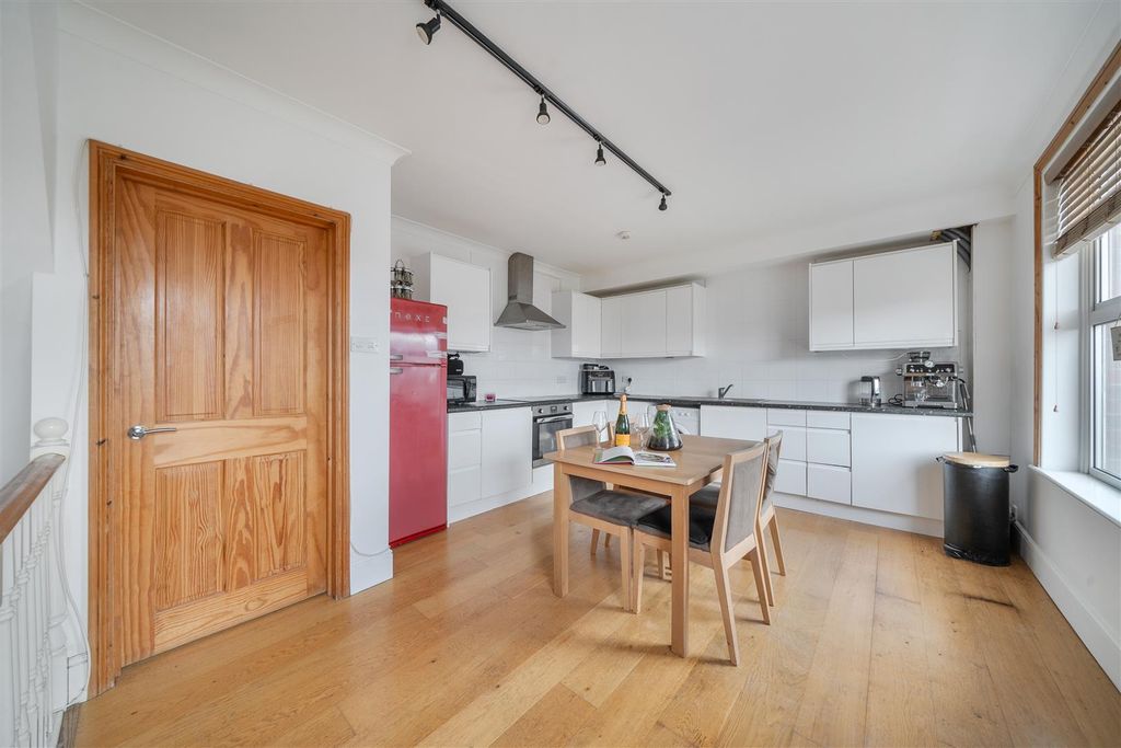 Property photo 3 of 26 1421674-13-69B0489c81A0E.Jpg