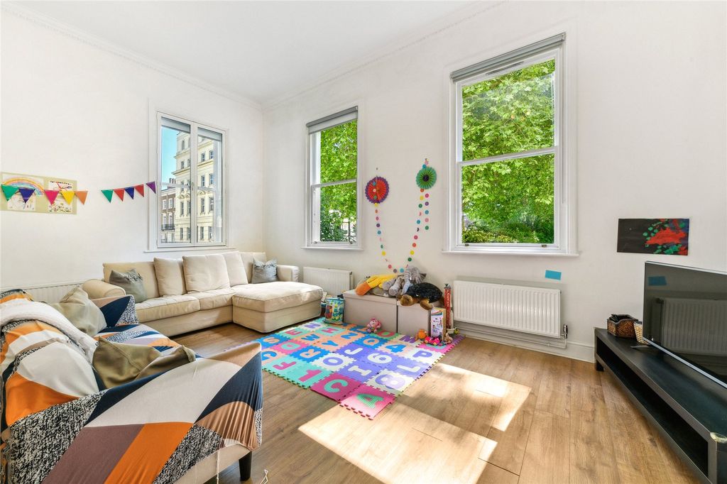 Property photo 2 of 11 Reception Room