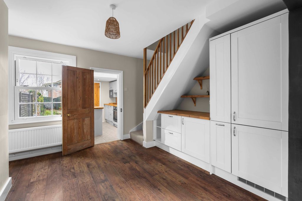 Property photo 3 of 13