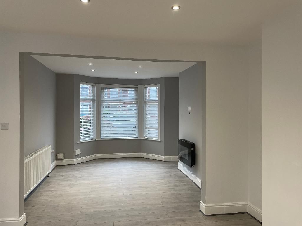 Property photo 1 of 7 Lounge