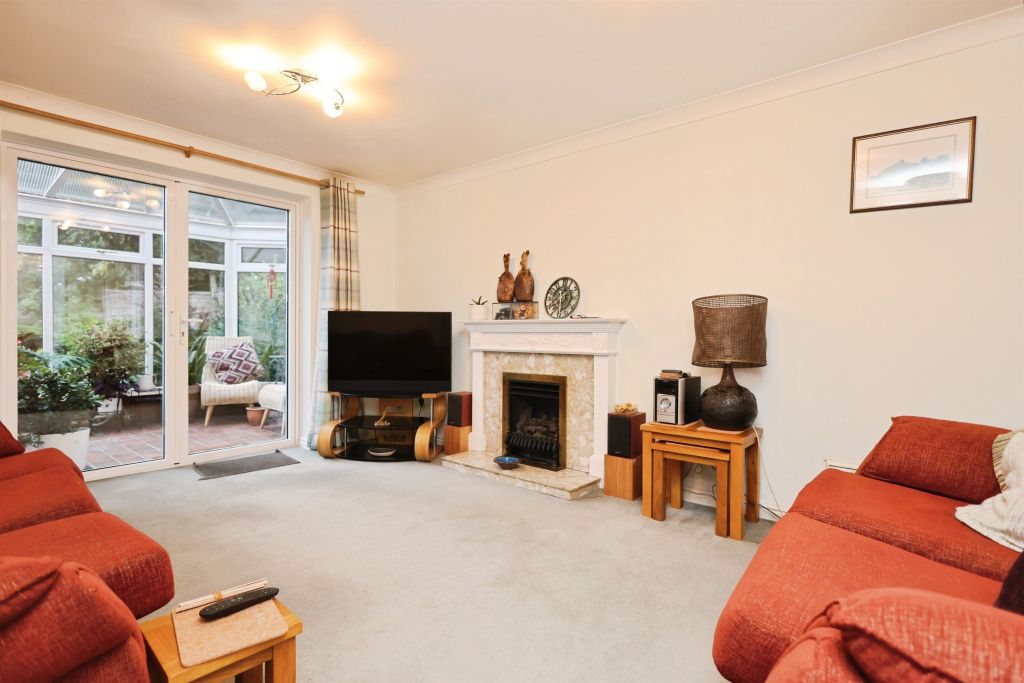 Property photo 3 of 21