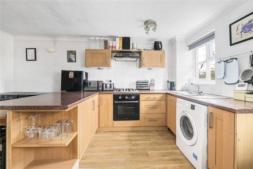 Property photo 3 of 10 Picture No. 09