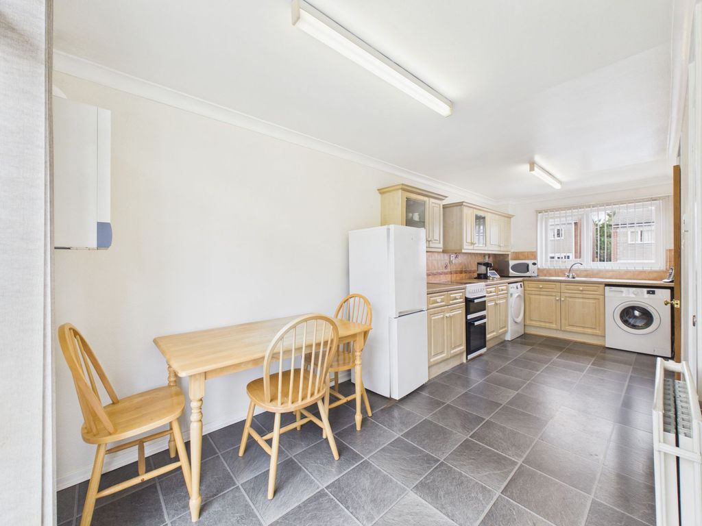 Property photo 2 of 13 Dining Kitchen