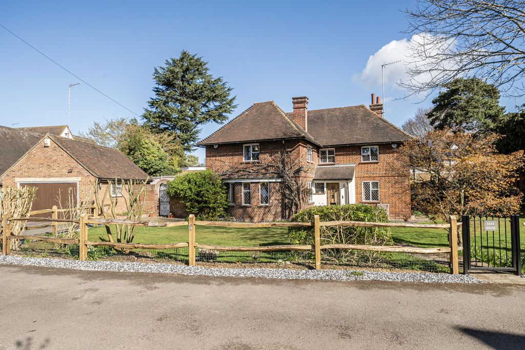 Property photo 1 of 26 1430378-13-69c528...