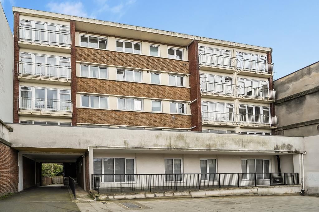 Property photo 1 of 20 External View