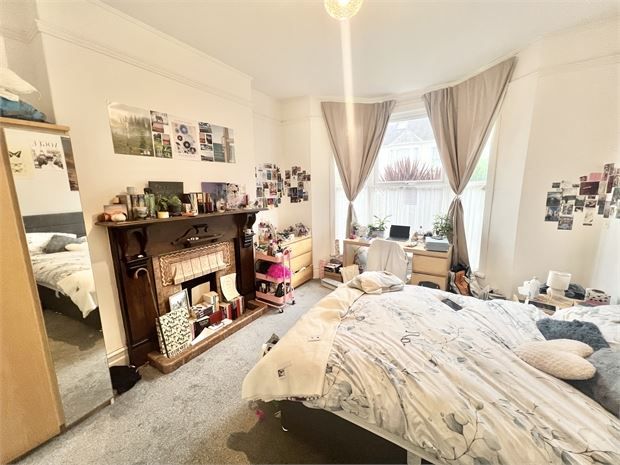 Property photo 2 of 8 Picture 2