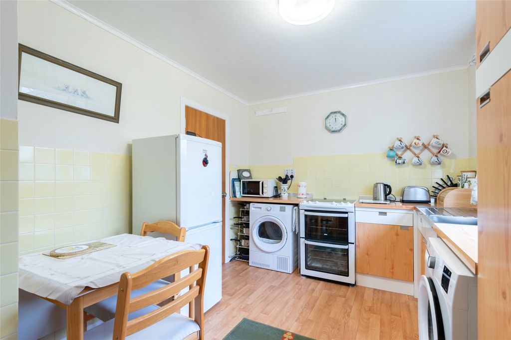 Property photo 3 of 30 Picture 3