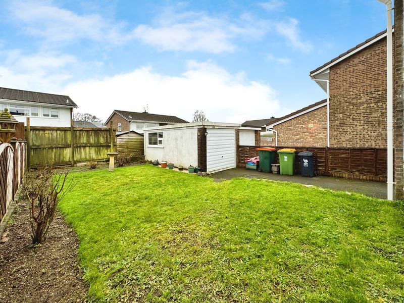 Property photo 3 of 27 Photo 4