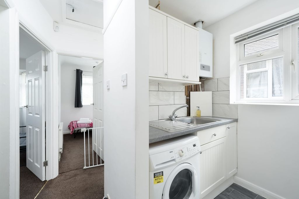 Property photo 3 of 15 312 Photo-14