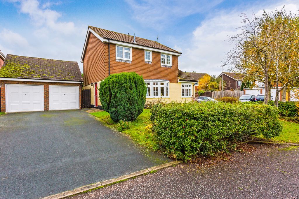 Property photo 1 of 13 Photo 13