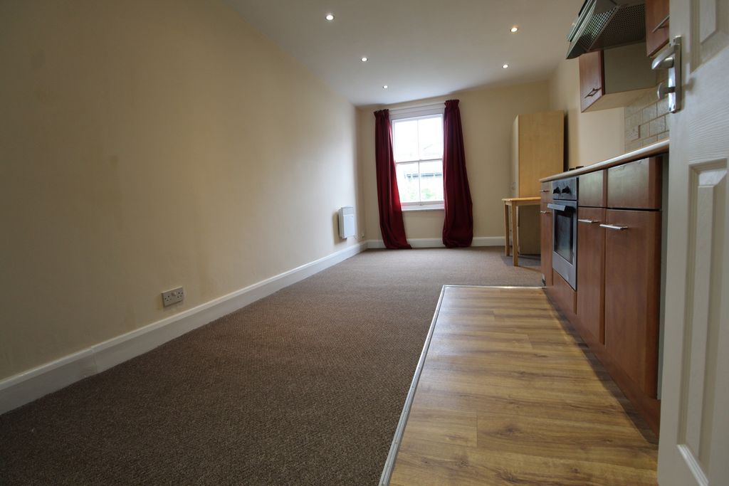 Property photo 3 of 7 Photo 3