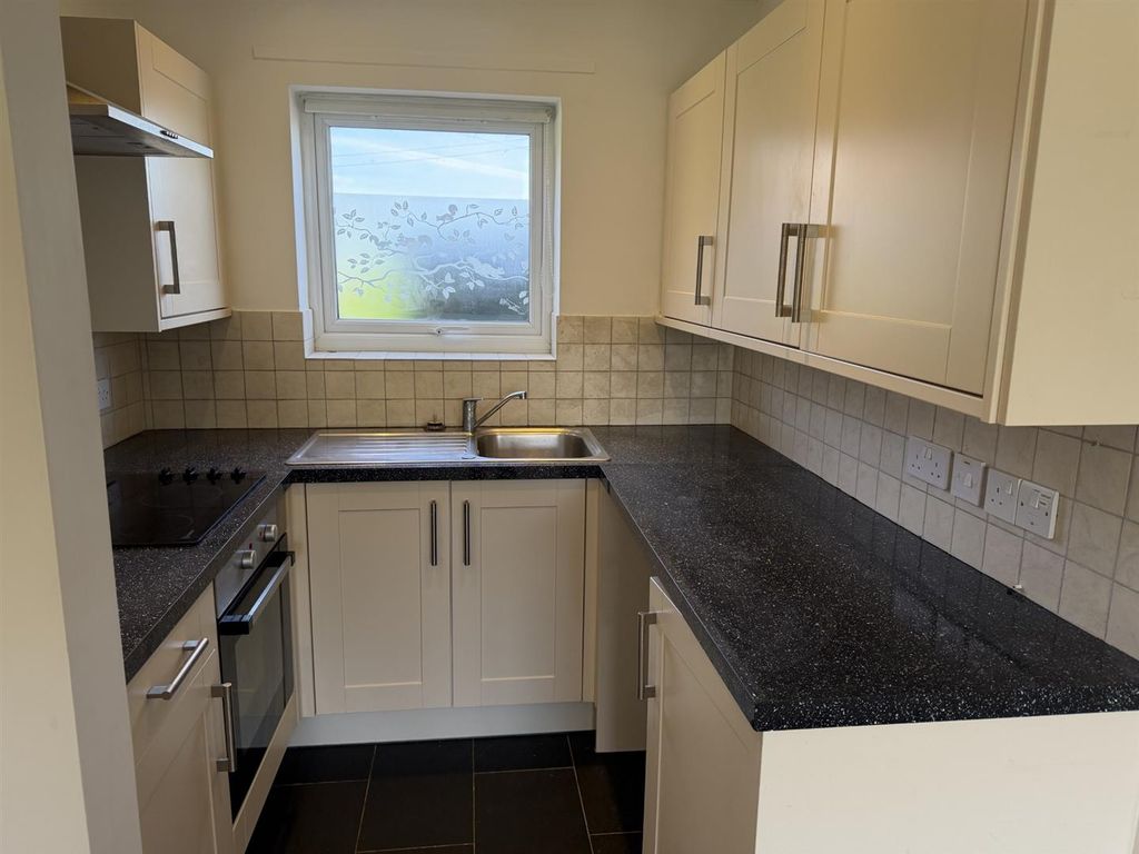 Property photo 3 of 16 Ad52d572-c0dc-4E2B-89c1-4958045E67E9.Jpg