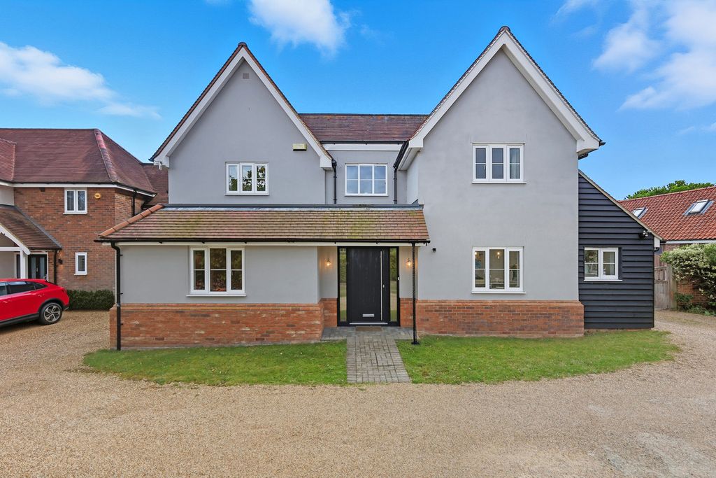 Property photo 1 of 42