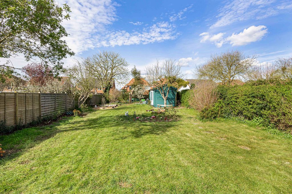 Property photo 3 of 32