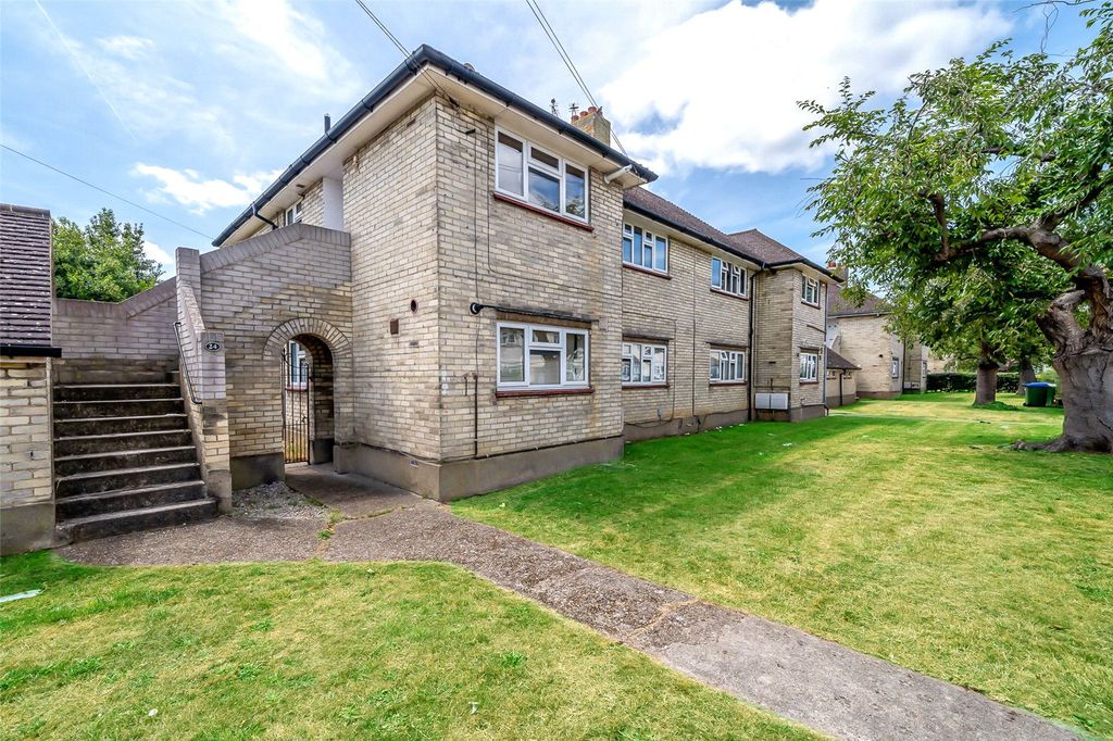 Property photo 1 of 11 Front