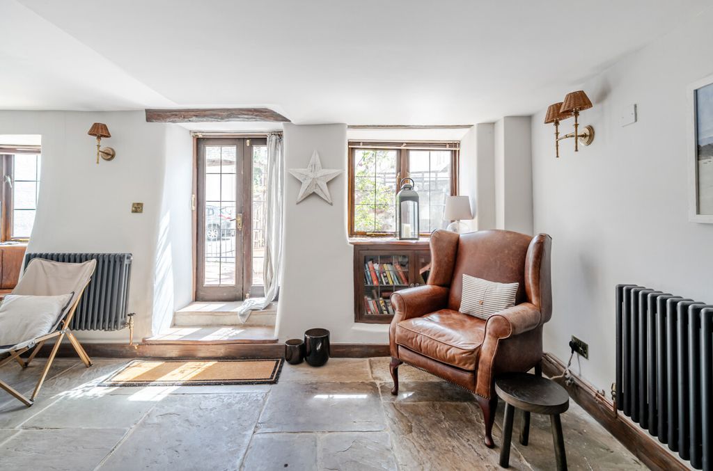 Property photo 3 of 19 1423629-8-6A037Af...