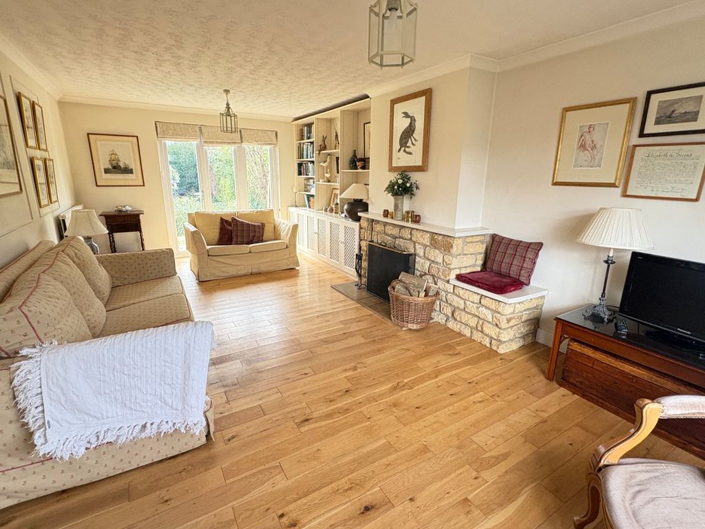 Property photo 2 of 13 Picture No. 02