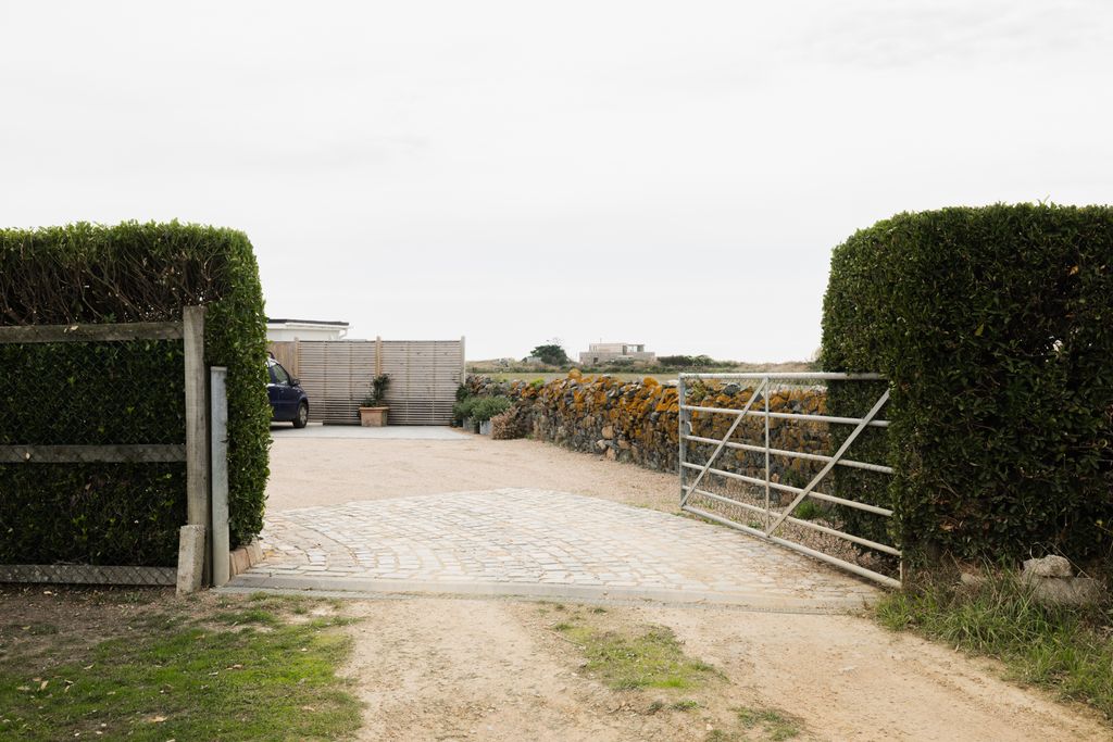 Property photo 3 of 20