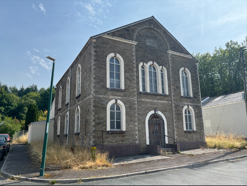 Property photo 1 of 5