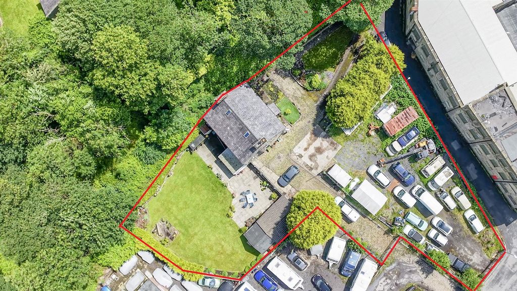 Property photo 2 of 35 Aerial Setting