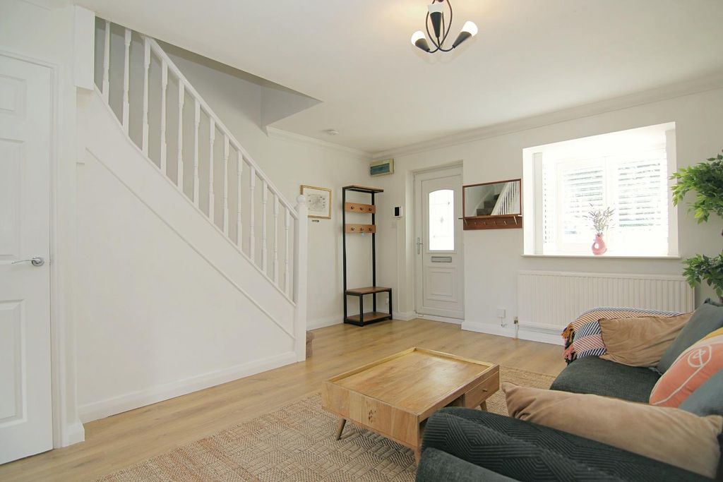 Property photo 3 of 15 Living Room