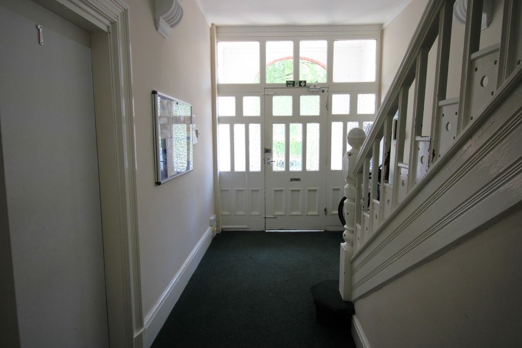 Property photo 2 of 11 Communal Entrance Hall