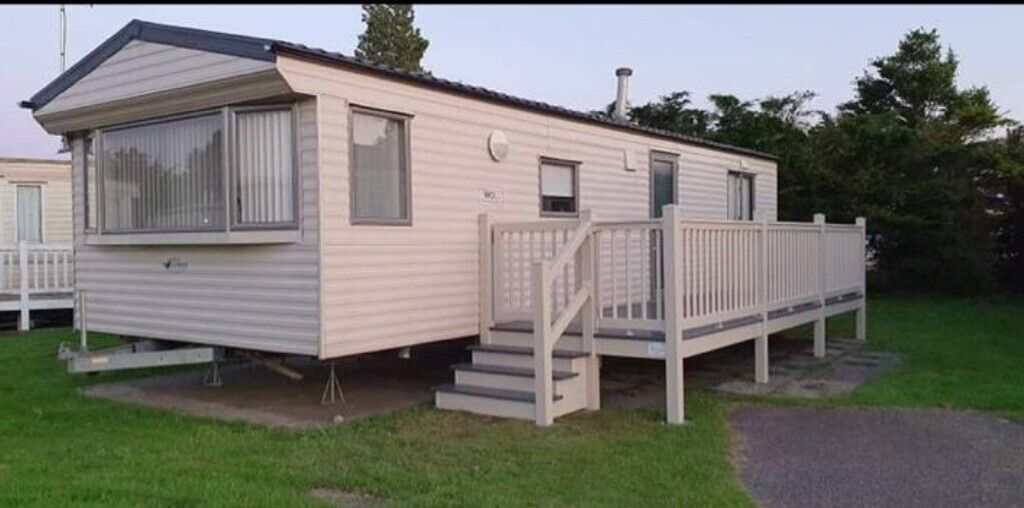 Property photo 1 of 10 Caravan And Decking