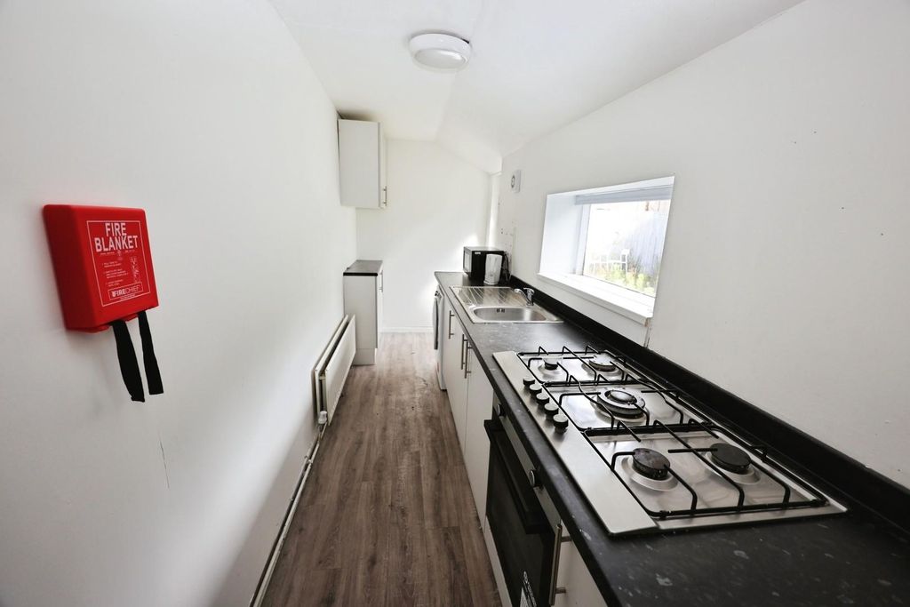 Property photo 3 of 13 F9Ff4A82-Pk7A4682.Jpg