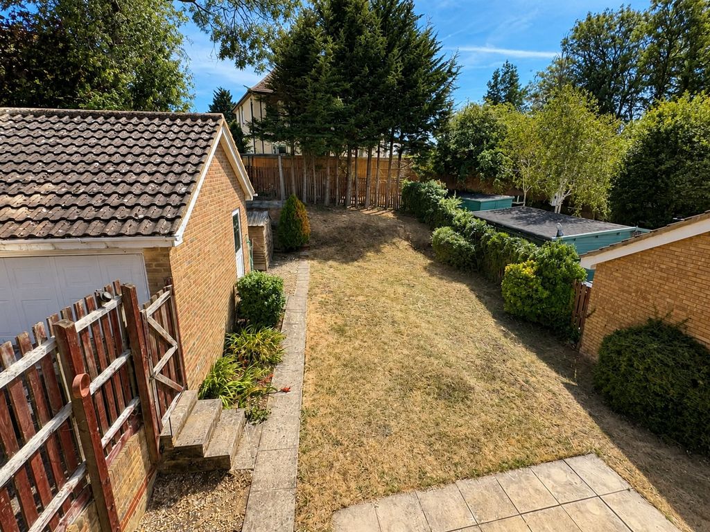 Property photo 2 of 13