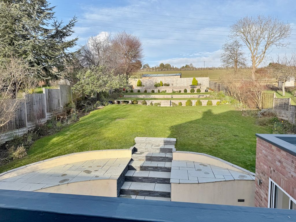 Property photo 2 of 38