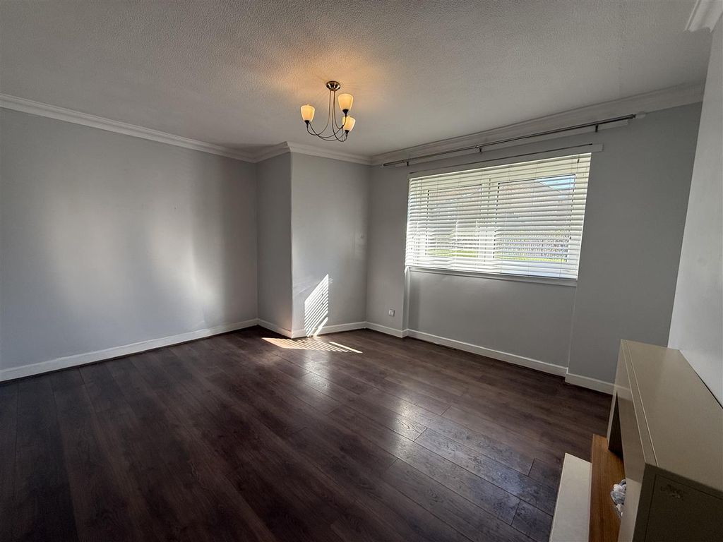 Property photo 3 of 11 Img_0263.Jpeg