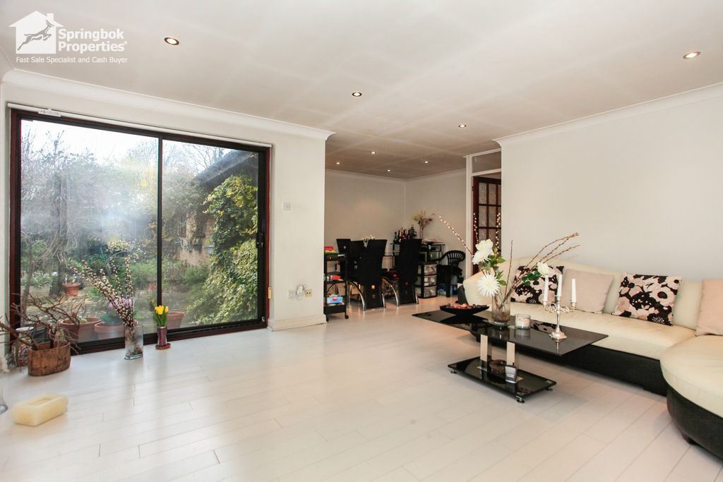 Property photo 2 of 14 Image 1