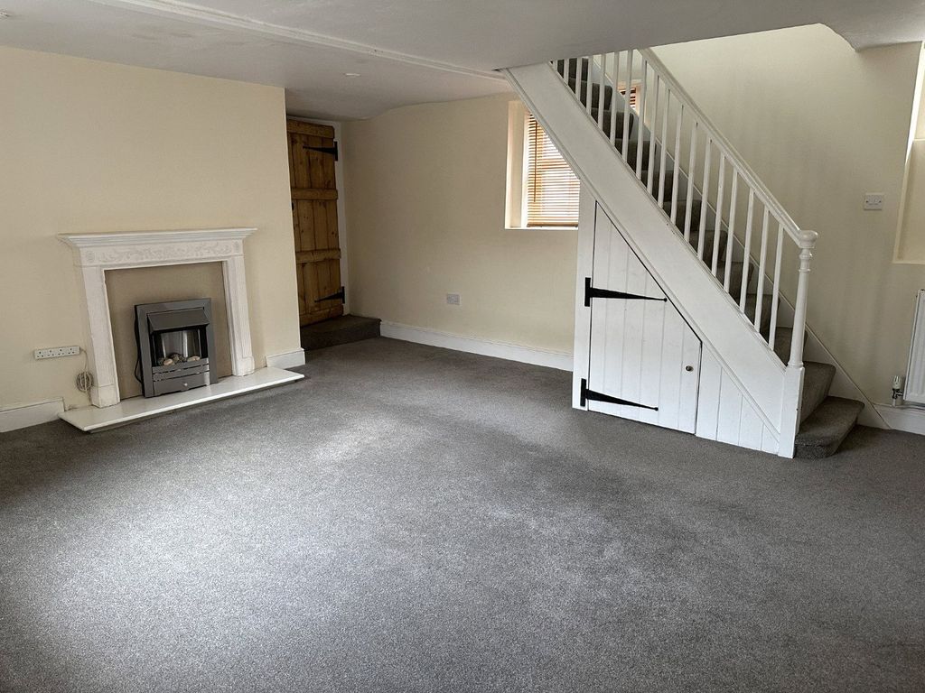 Property photo 3 of 12 Picture No. 22