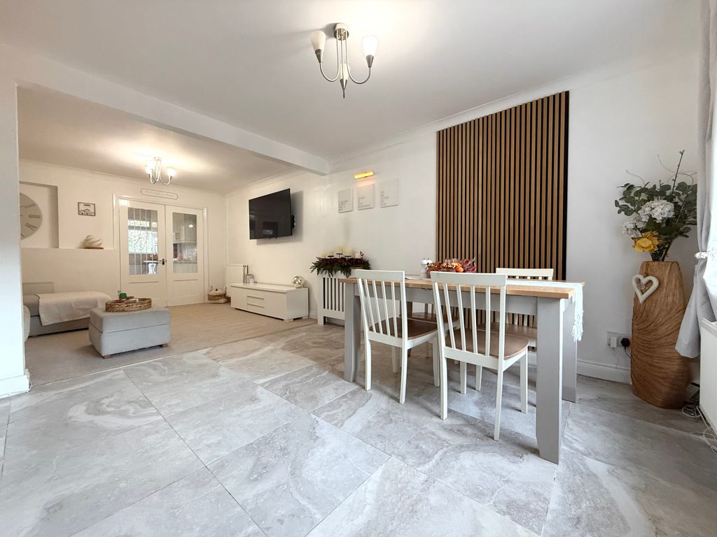 Property photo 2 of 14 Img_7954.Jpeg