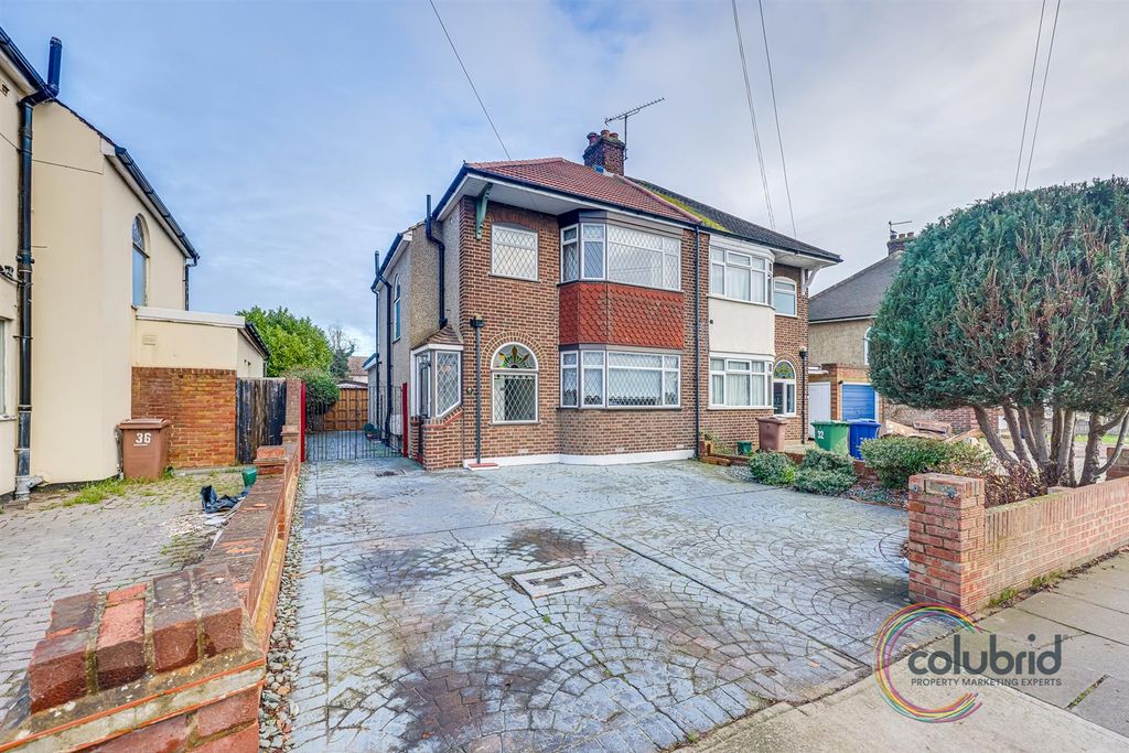 Property photo 1 of 25 0G1A0345-0G1A0349.Jpg