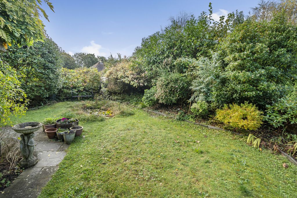 Property photo 3 of 9 3