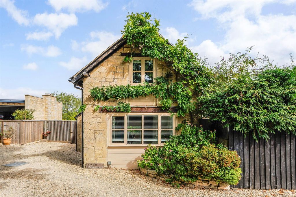 Property photo 1 of 27