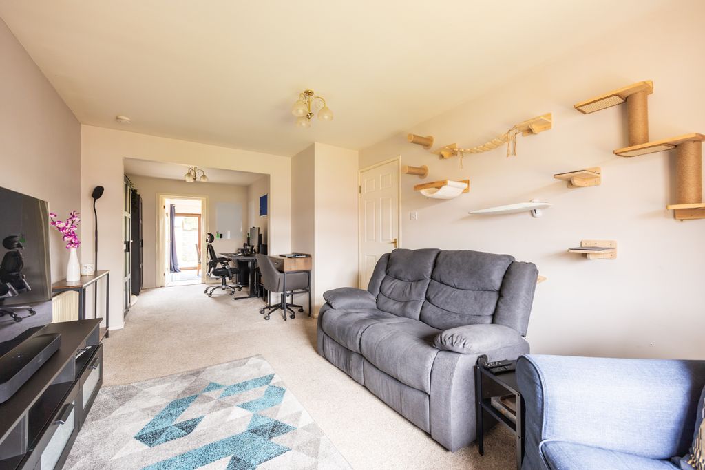 Property photo 3 of 19 Property Image 3