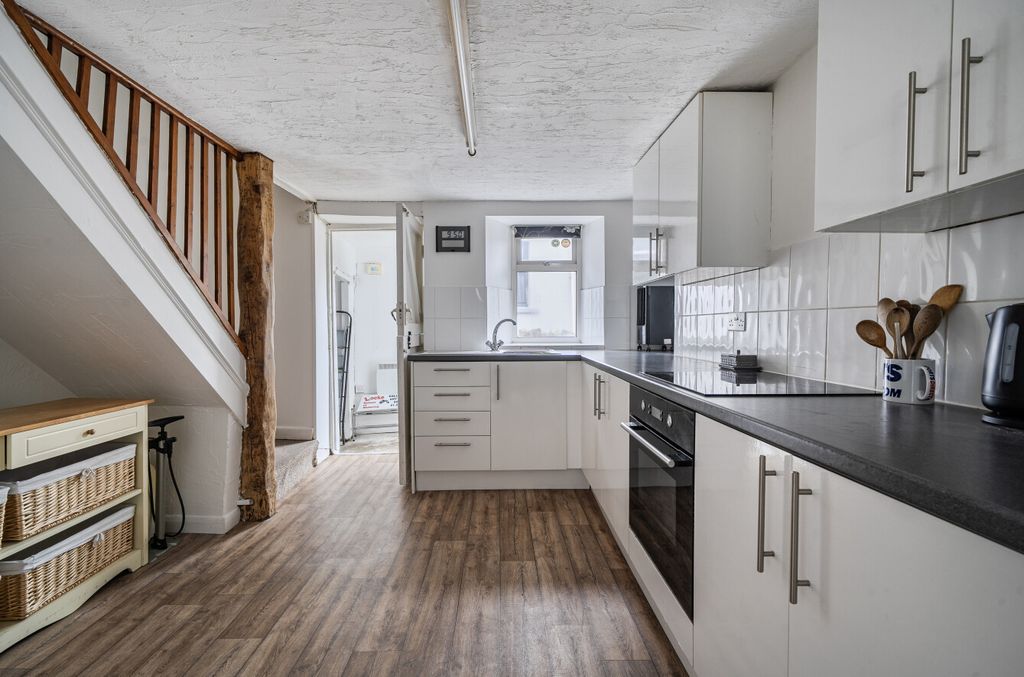 Property photo 2 of 16 1436453-7-69c65E6...