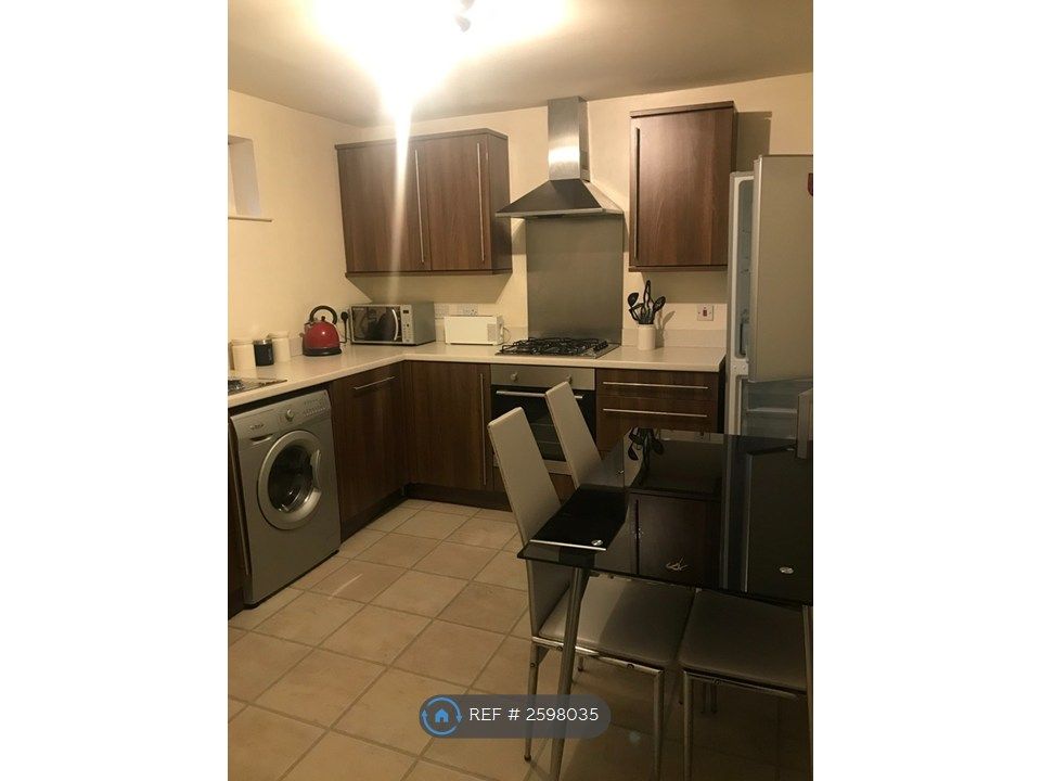Property photo 3 of 14