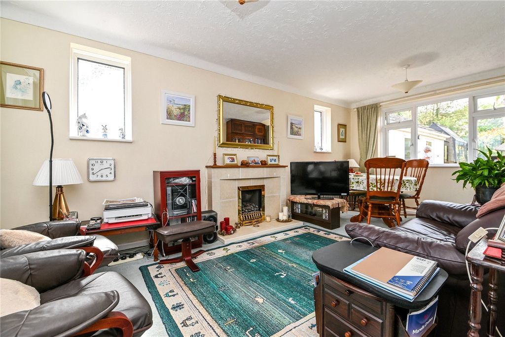 Property photo 3 of 17 Picture No. 04