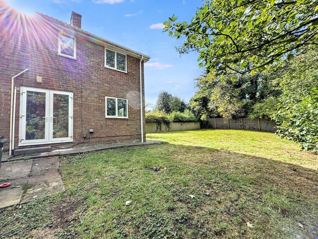 Property photo 2 of 3