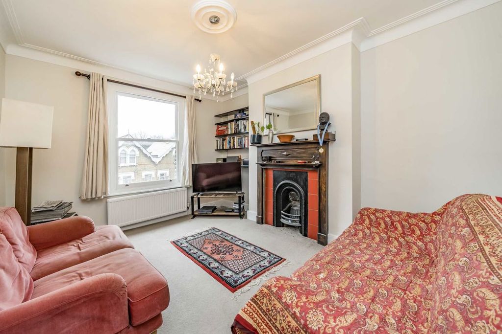 Property photo 2 of 5