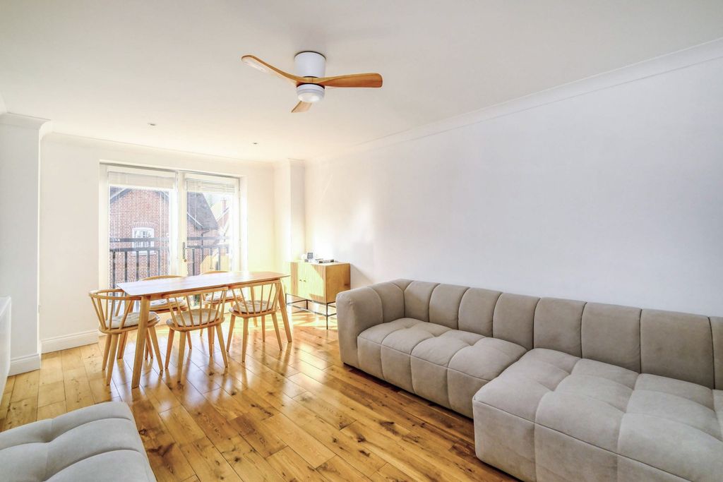 Property photo 3 of 15 Image 2